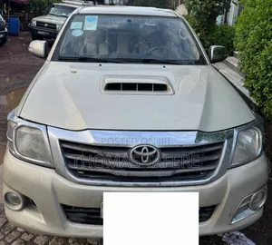 Toyota Hilux 2015 Beige