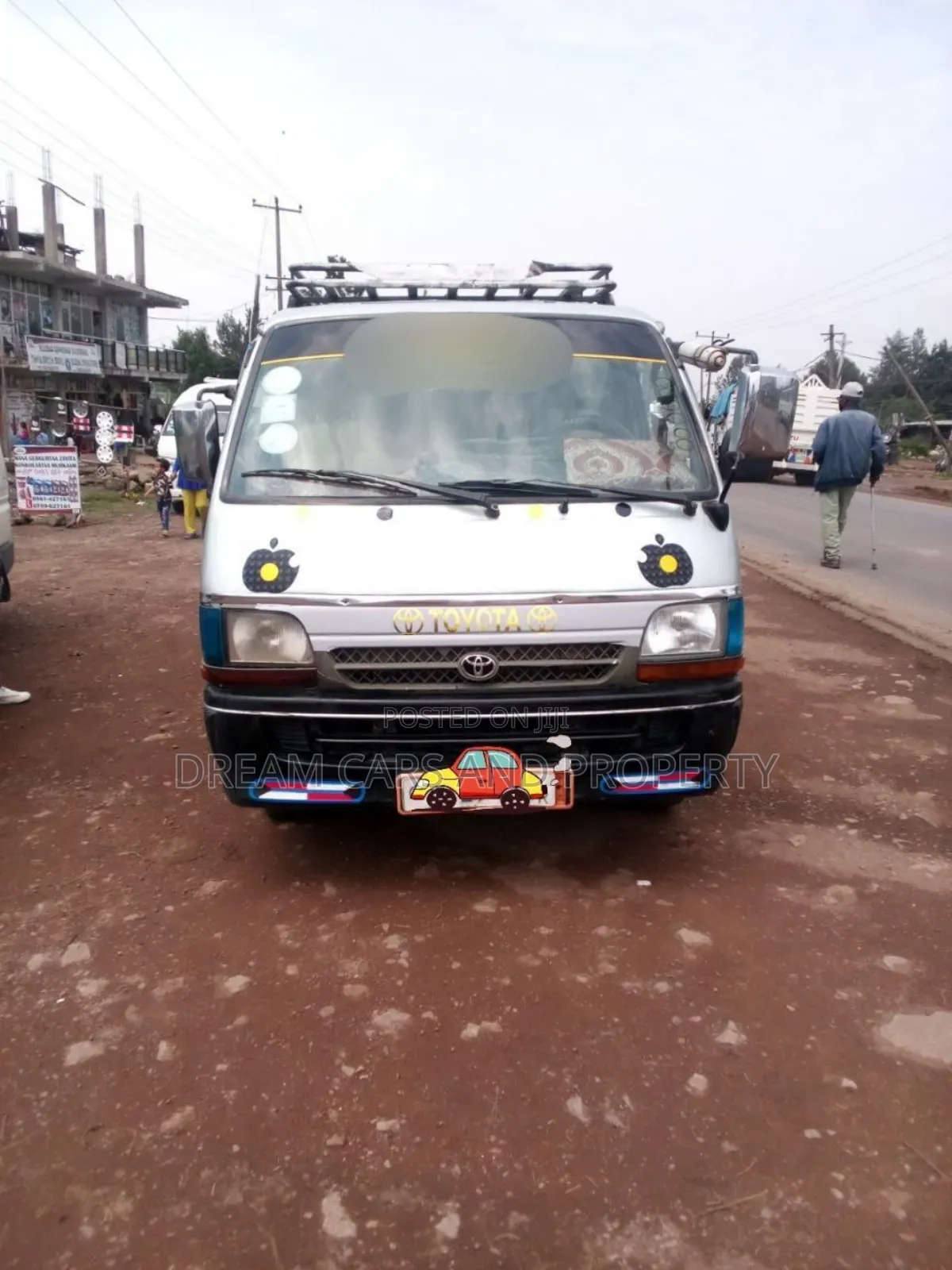 Toyota HiAce 2004 Silver