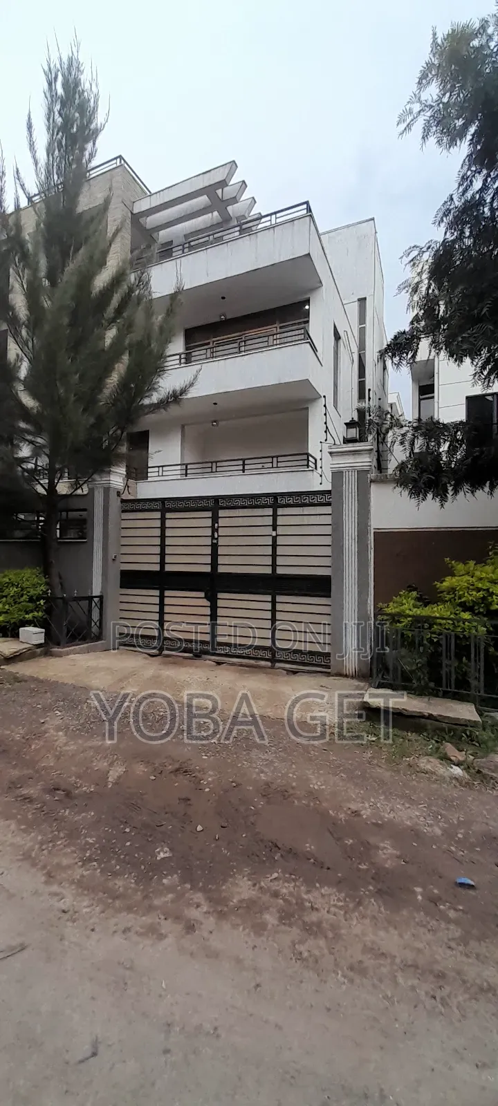 Furnished 7bdrm Villa in Yoba, Akaky Kaliti for sale