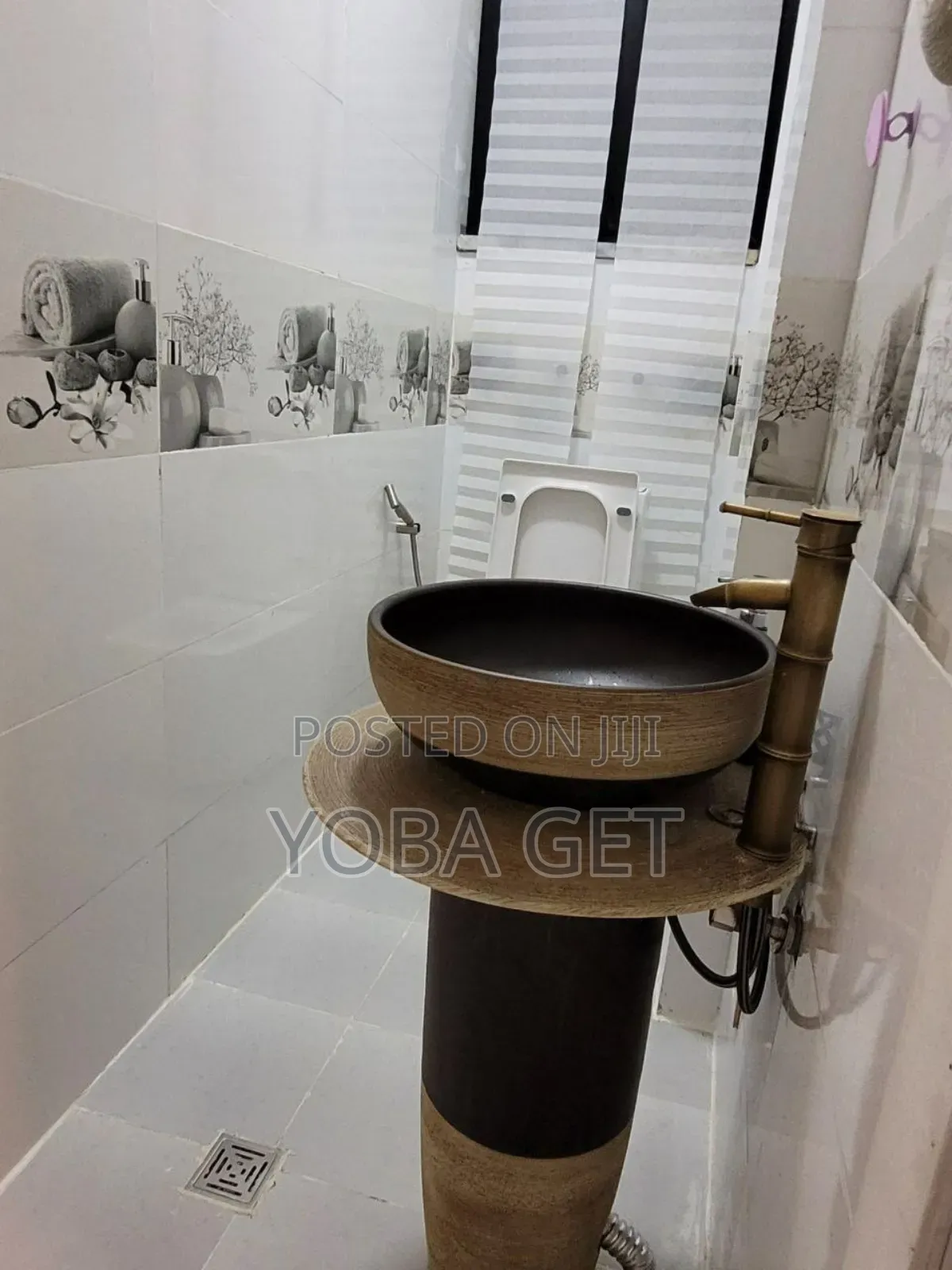 Furnished 7bdrm Villa in Yoba, Akaky Kaliti for sale