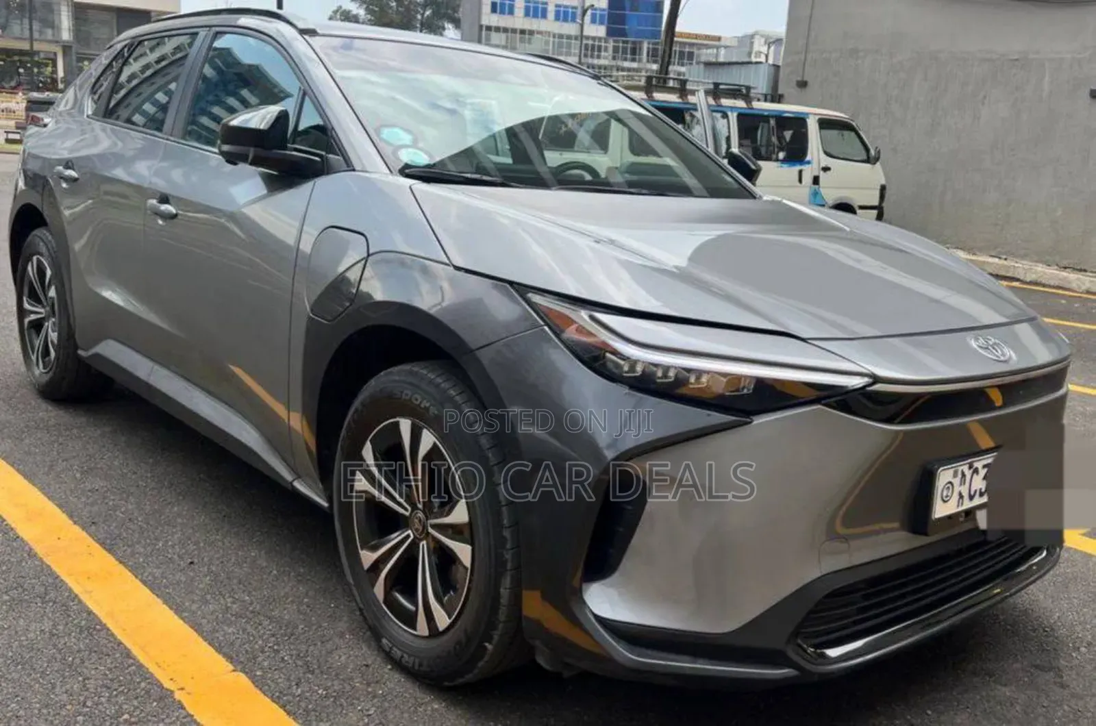 Toyota bZ4X 71.4 kWh FWD 2022 Gray
