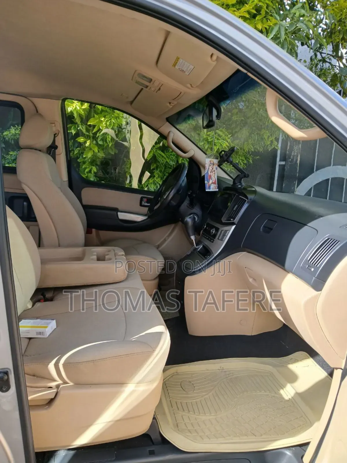 Hyundai H1 1990 Silver