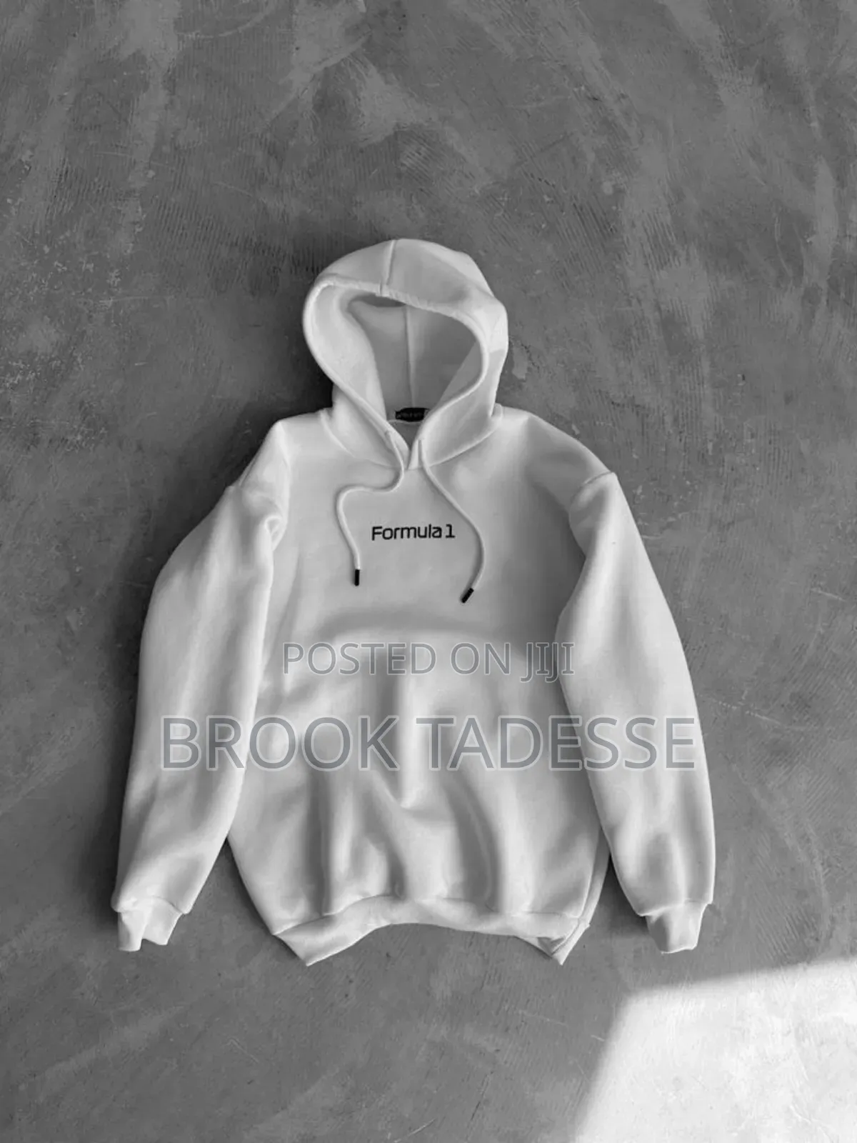  Stylish Unisex Hoodie – Comfortable Trendy