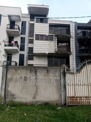 Photo - 5bdrm House in Akaky Kaliti for sale