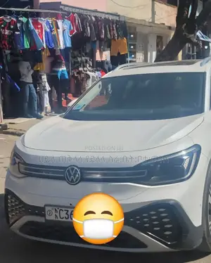 Photo - Volkswagen ID.6 2022 Ivory