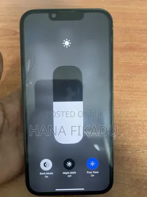 Photo - Apple iPhone 13 128 GB Green