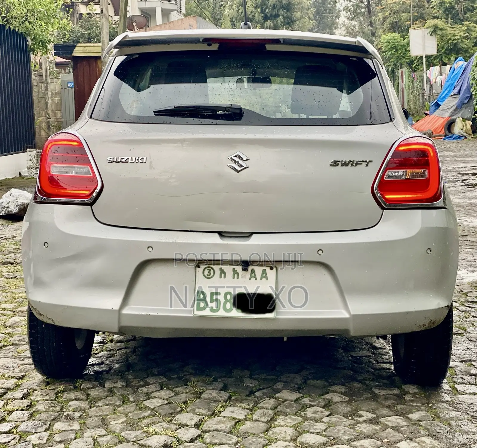 Suzuki Swift 2022 Silver
