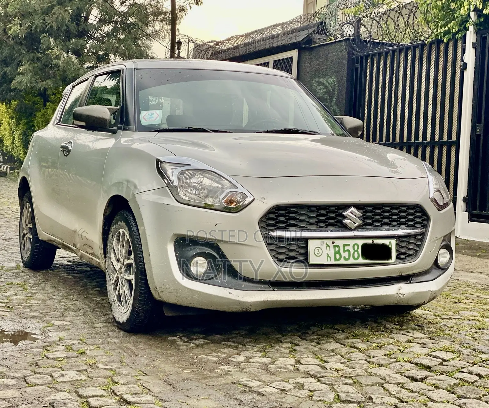 Suzuki Swift 2022 Silver