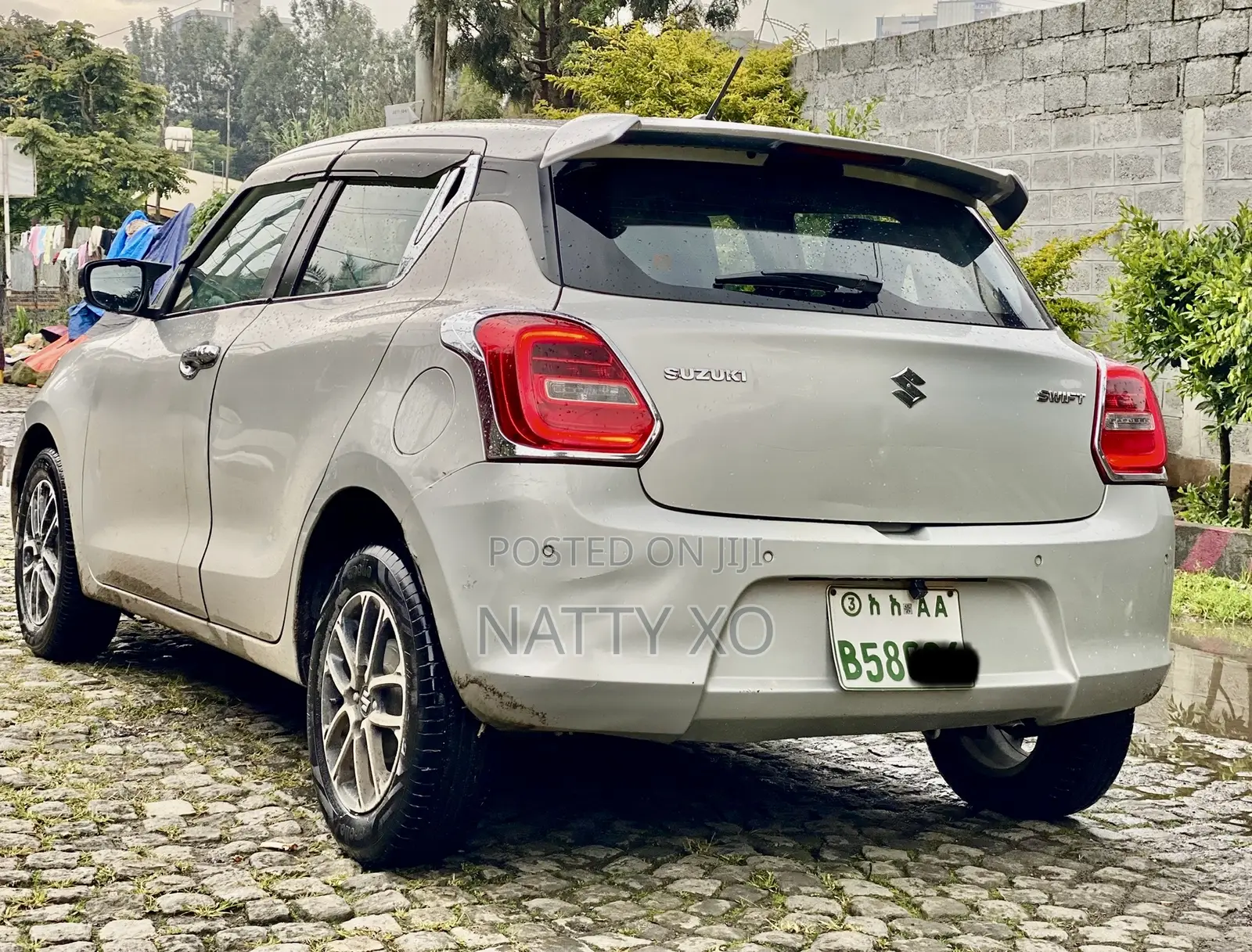 Suzuki Swift 2022 Silver
