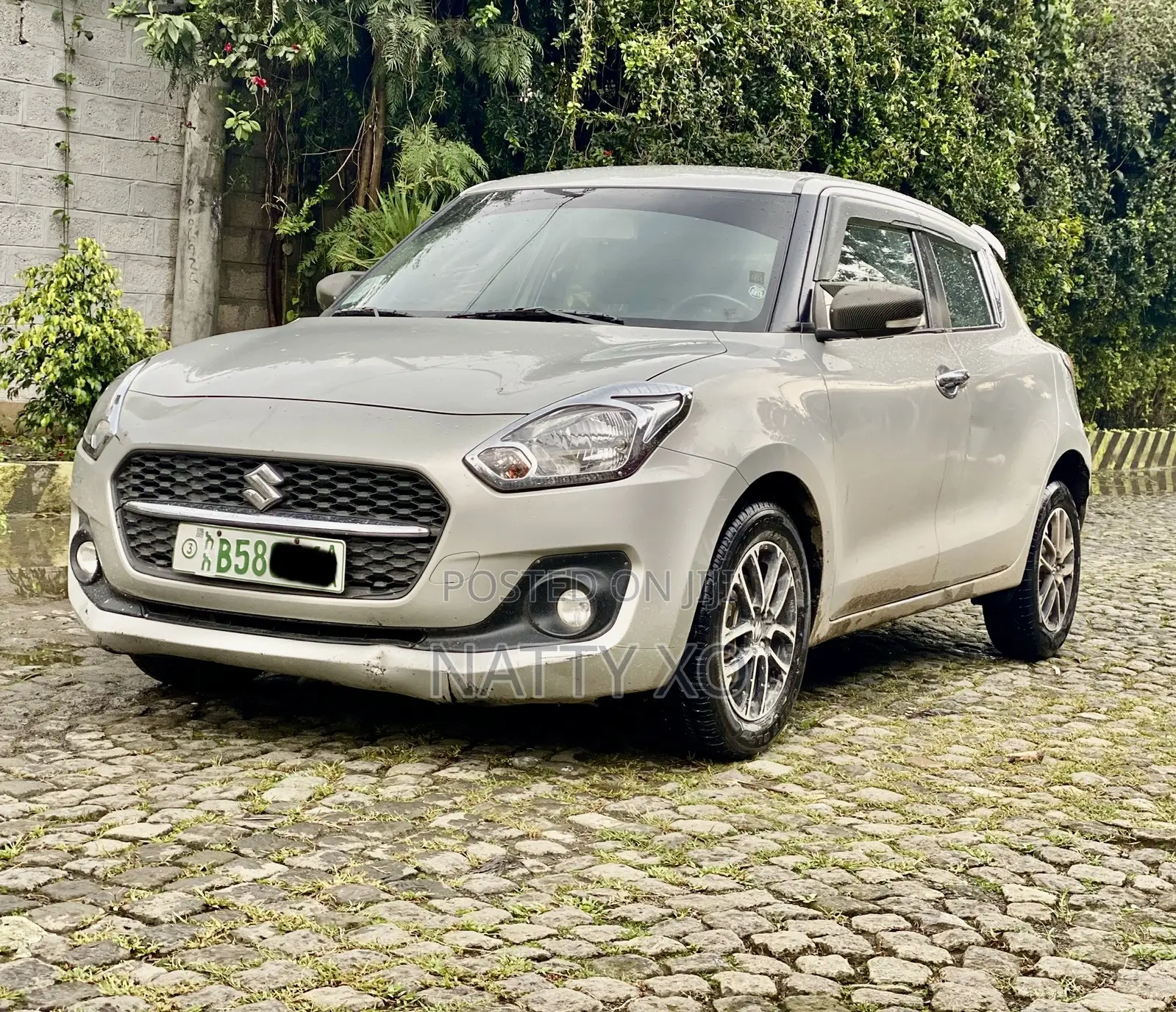 Suzuki Swift 2022 Silver