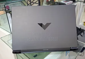 New Laptop HP Victus 16 16GB Intel Core i7 SSD 1T