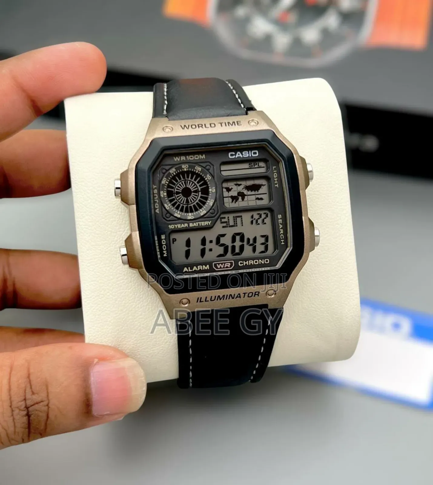 *Casio*
*Features:-*
• Digital Display: Shows Time, Date,