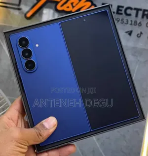 Photo - New Samsung Galaxy Z Fold7 512 GB