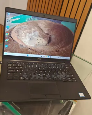 New Laptop Dell Latitude 7390 8GB Intel Core I5 SSD 512GB