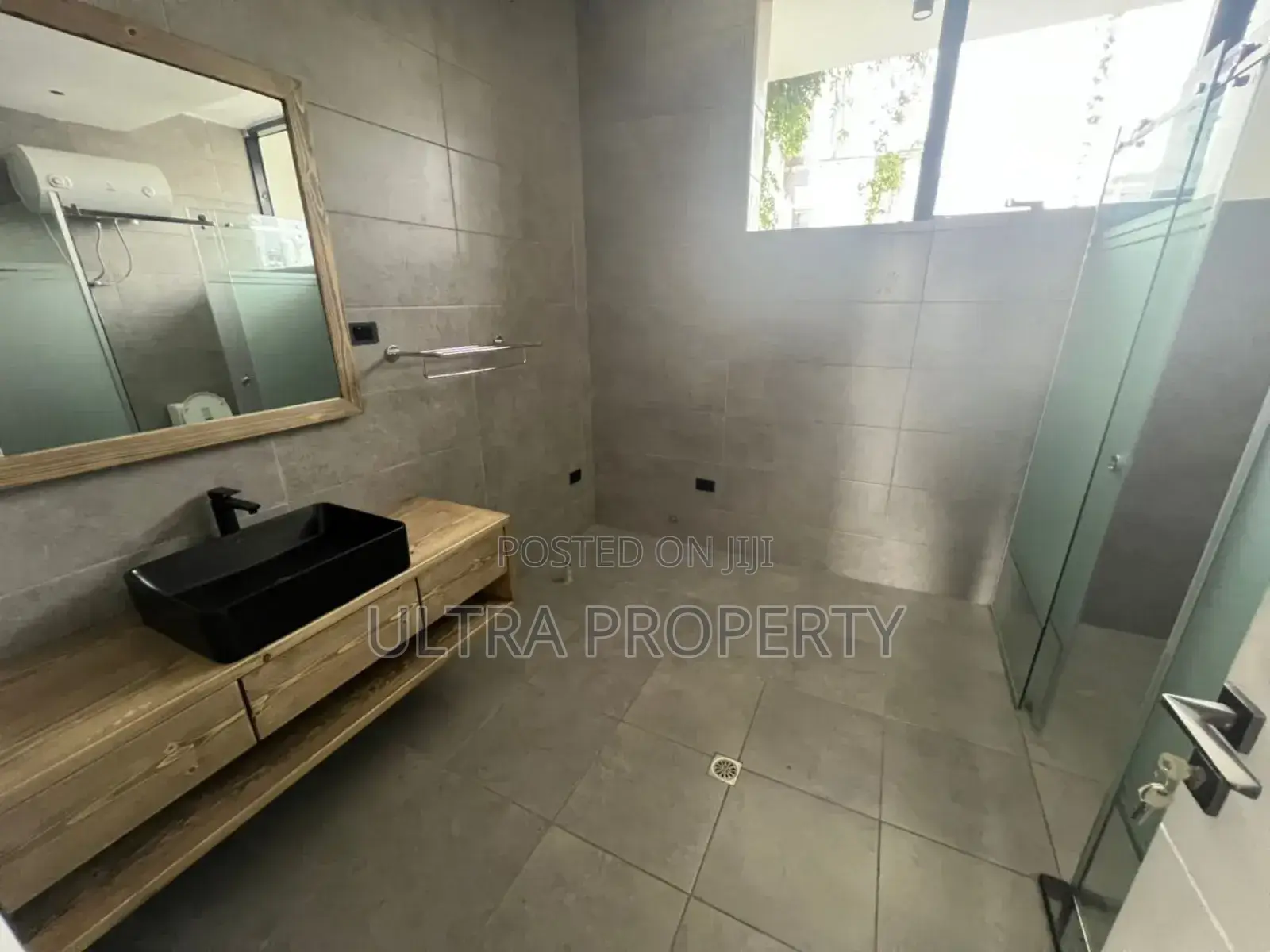 4bdrm House in Bole for rent