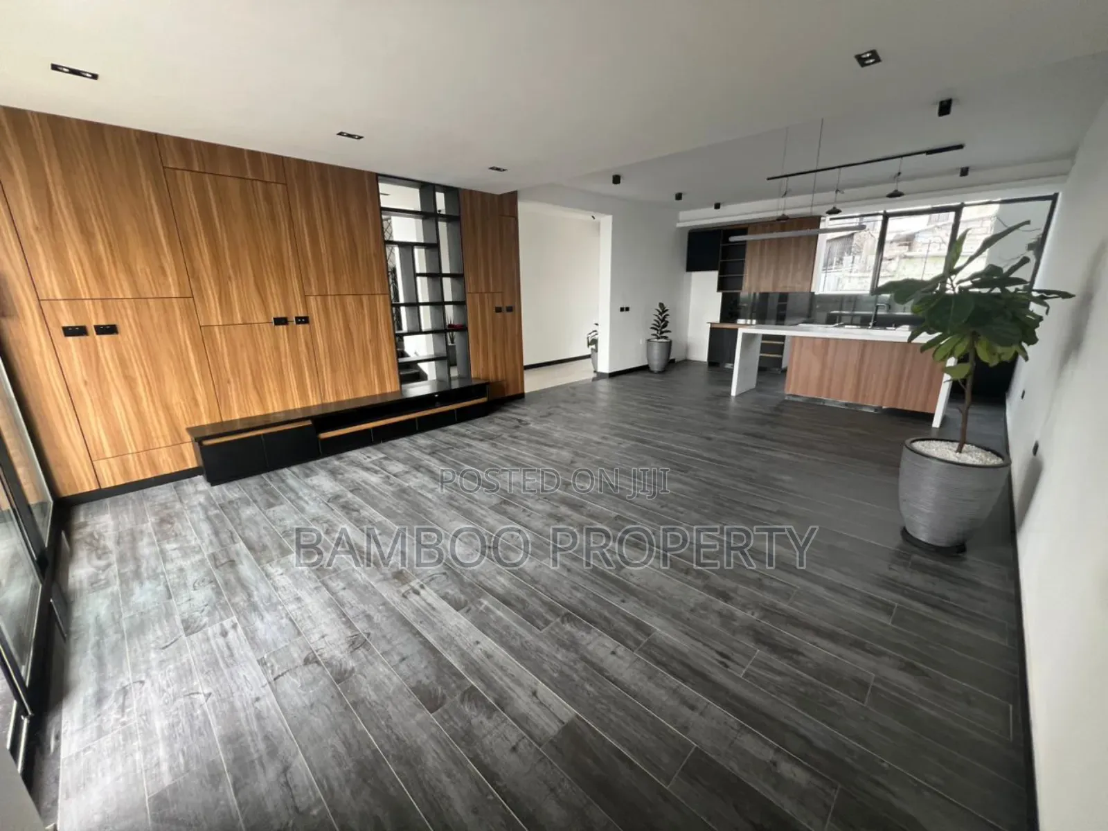 4bdrm House in Bole for rent