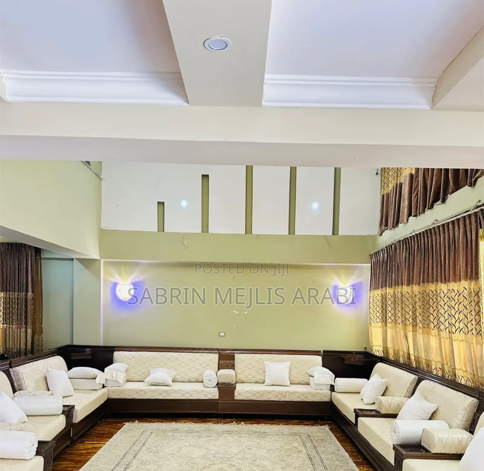 Sabrin Mejlis Arabi With Great Finishing