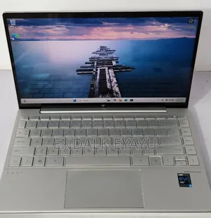 New Laptop HP Envy 13 16GB Intel Core i7 SSD 1T