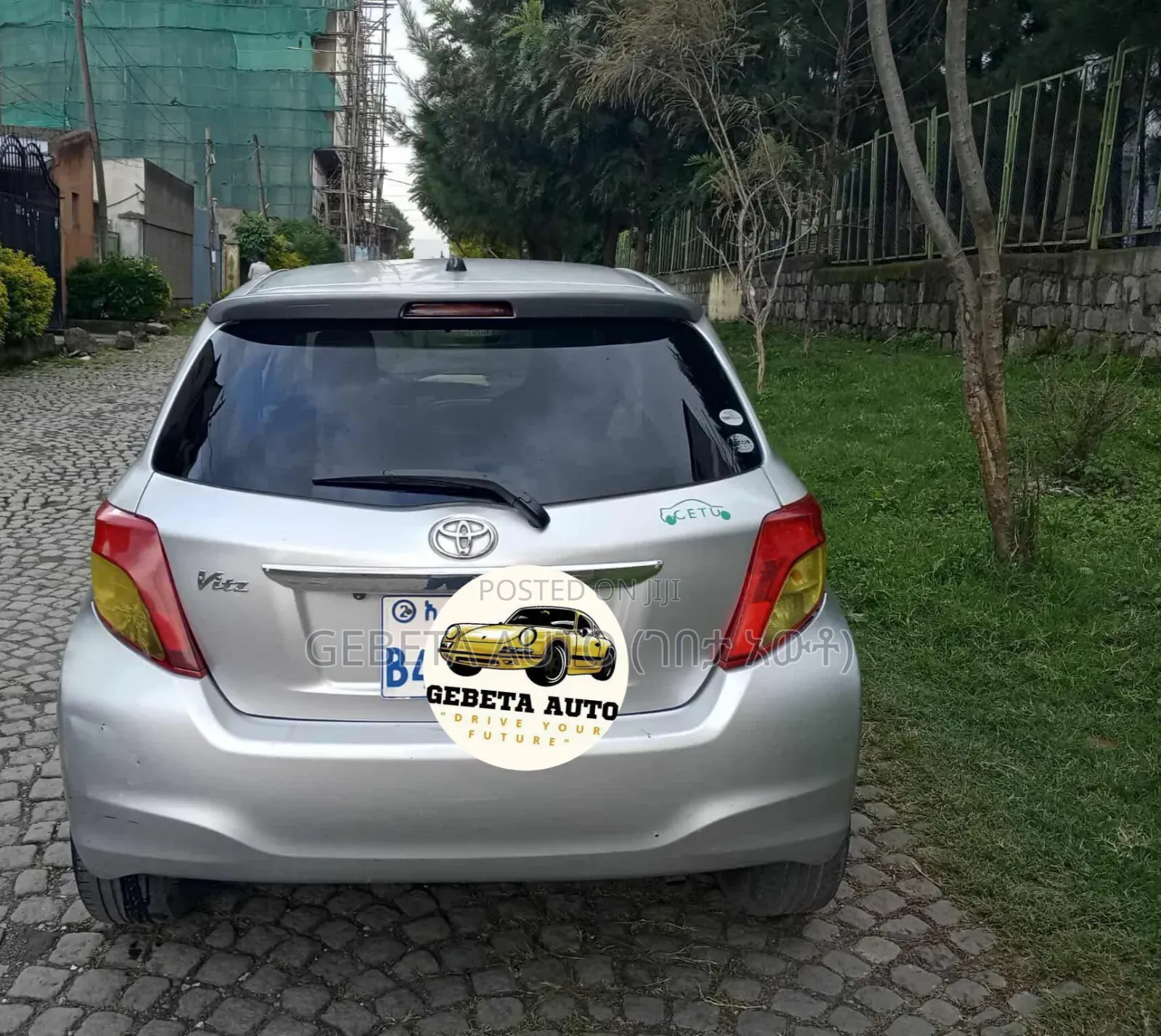 Toyota Yaris 2012 Silver