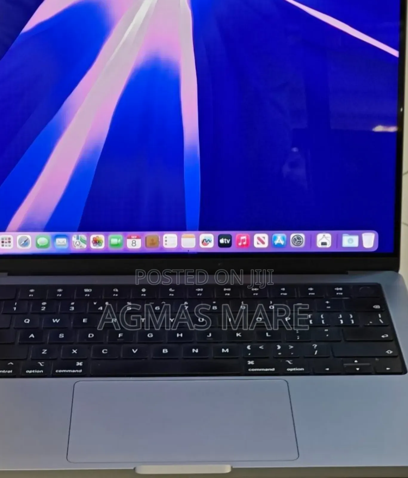 New Laptop Apple MacBook Pro M1 16GB Apple M1 Pro SSD 1T