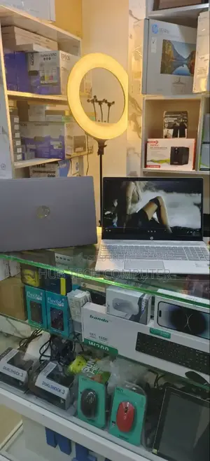 New Laptop HP Pavilion 15 16GB Intel Core I7 SSD 512GB