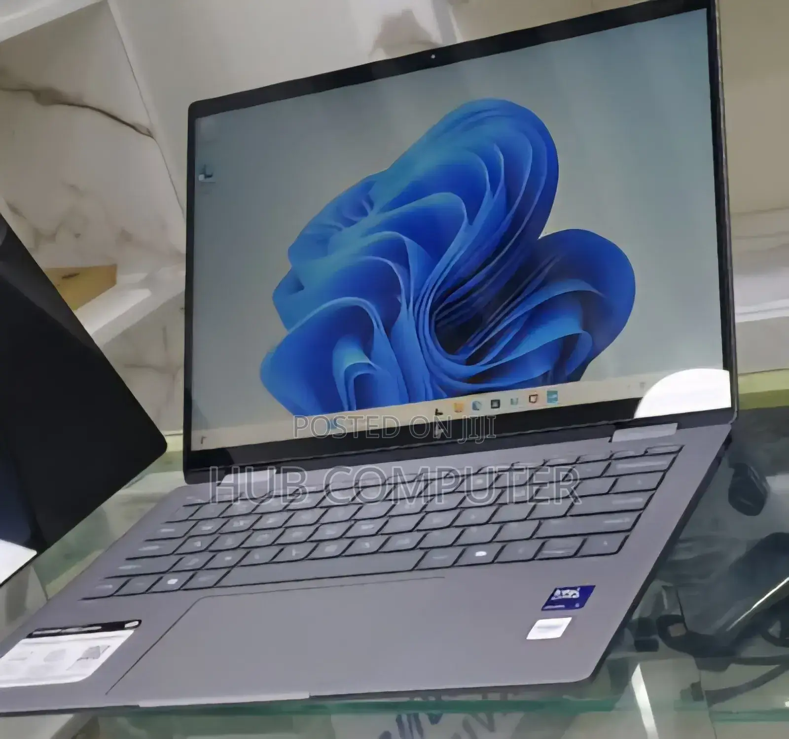 New Laptop HP Envy 13 16GB Intel Core I7 SSD 1T