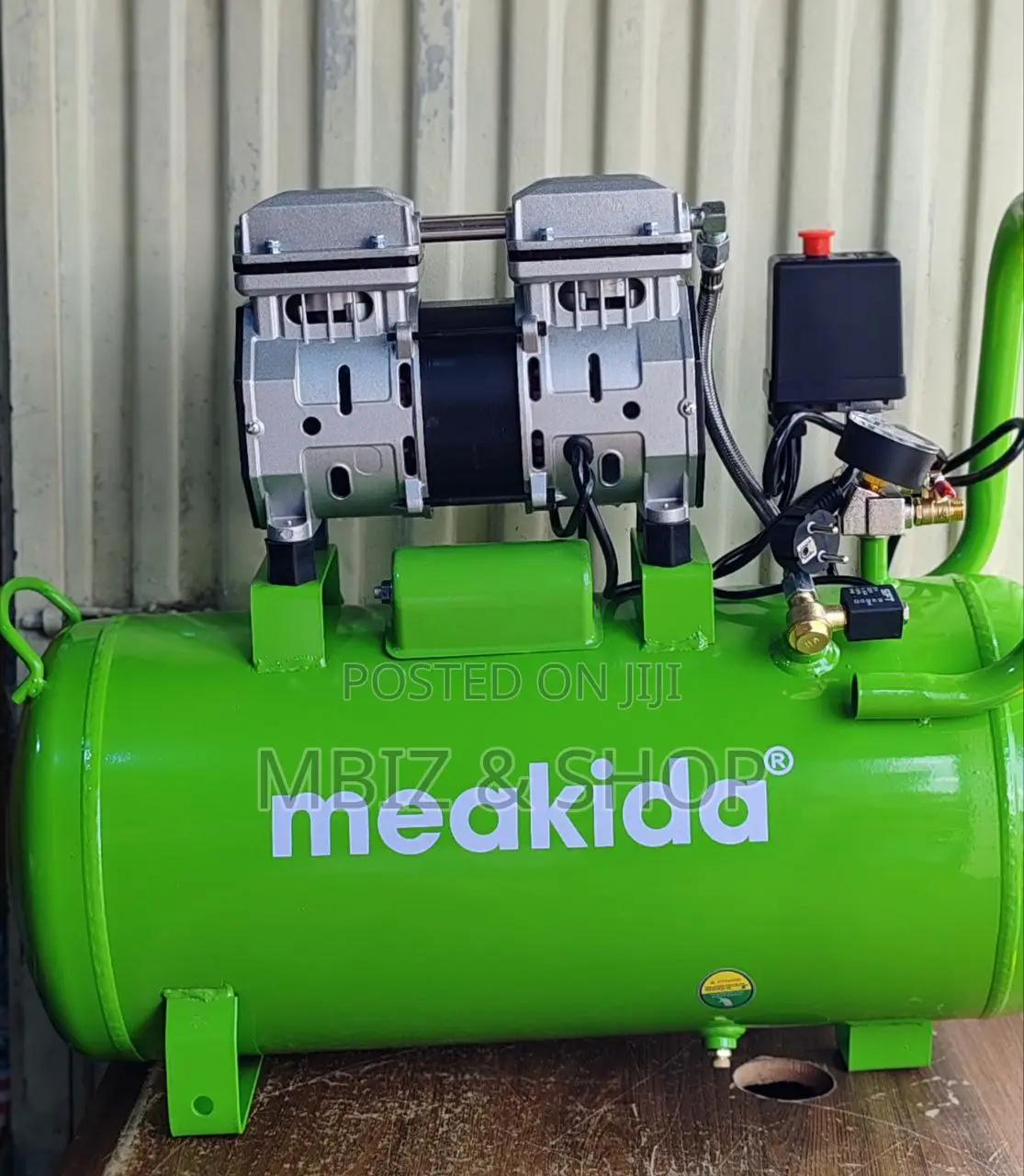 Meakida 50 Liter Silent Compressor
