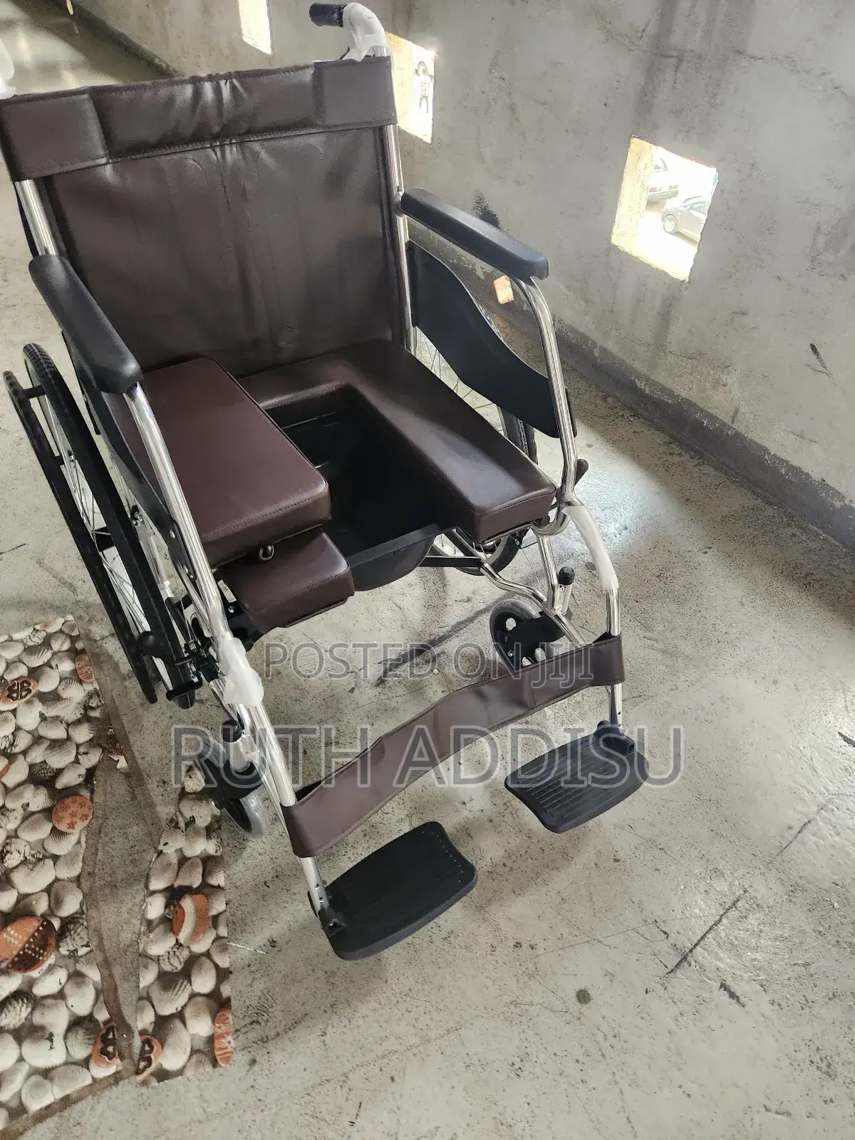 Commode Wheelchair症的toilet Wheelchair曼田wheelchair傳媒wheelchair Poty