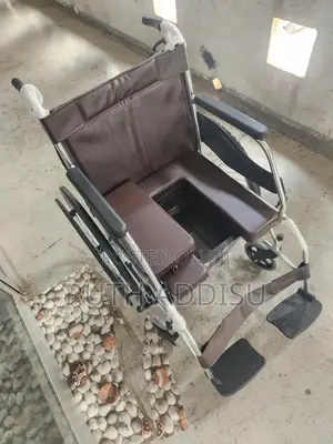 Poty Wheelchair仔在commode Wheelchair仔的wheelchair㠭我poty Wheelchair New