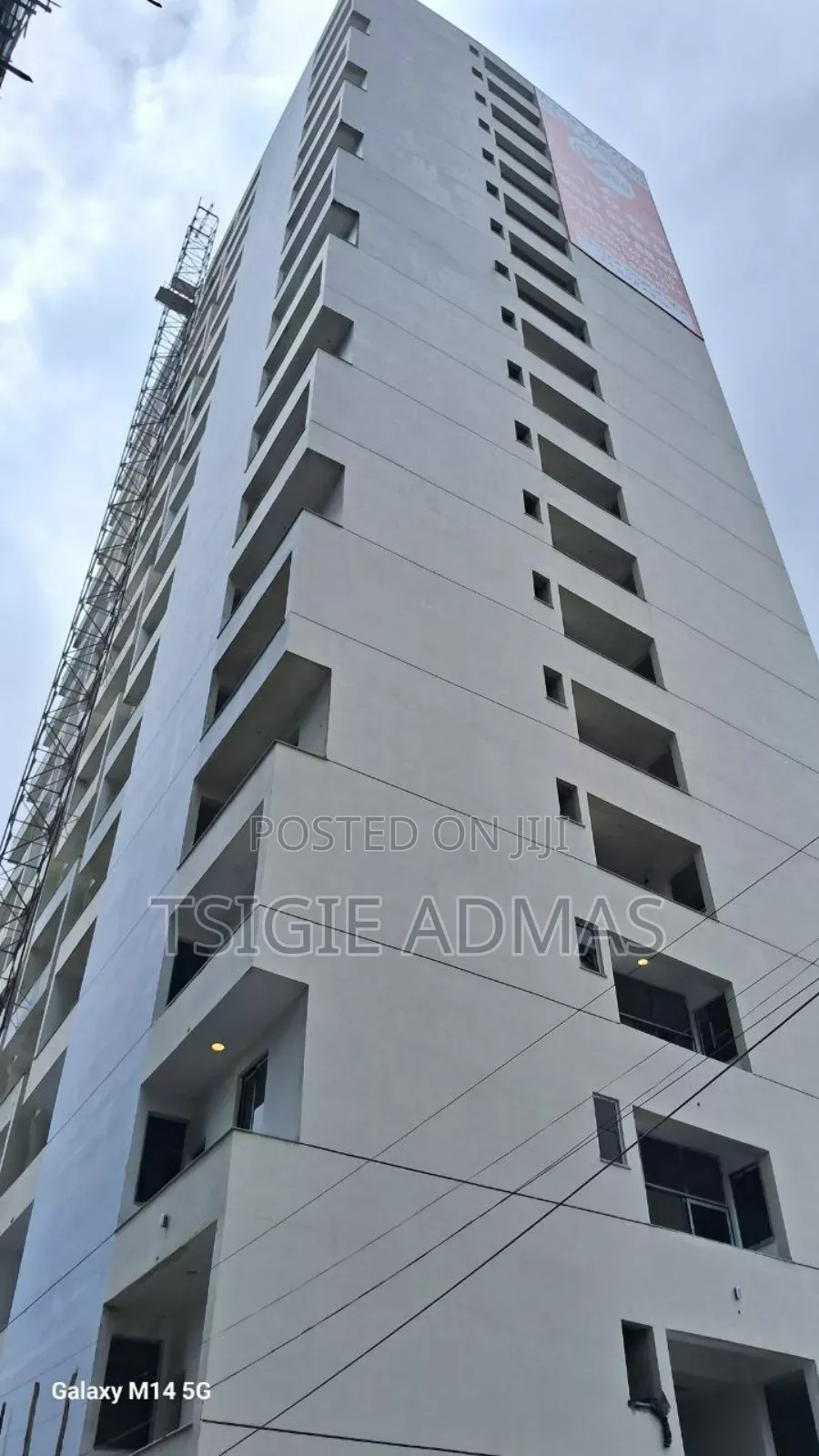 3bdrm Apartment in Visco Real Estate, Bole for sale