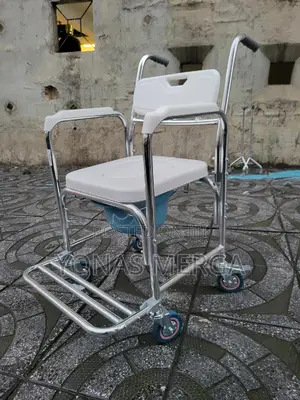 Photo - Commode Chair፺叩toilet Chair𤪕፭removable Pot寇፰wheelchair Disabled