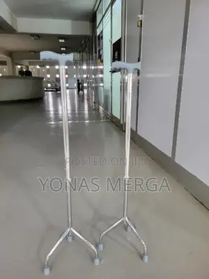 Photo - Tripod Tetrapod Walking Sticks嫈❩Stand Without Anyone Needingz点cane