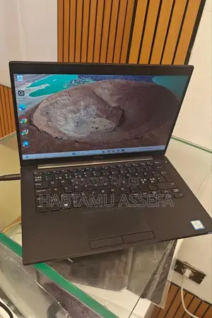 Laptop Dell Latitude 7390 8GB Intel Core I5 SSD 256GB