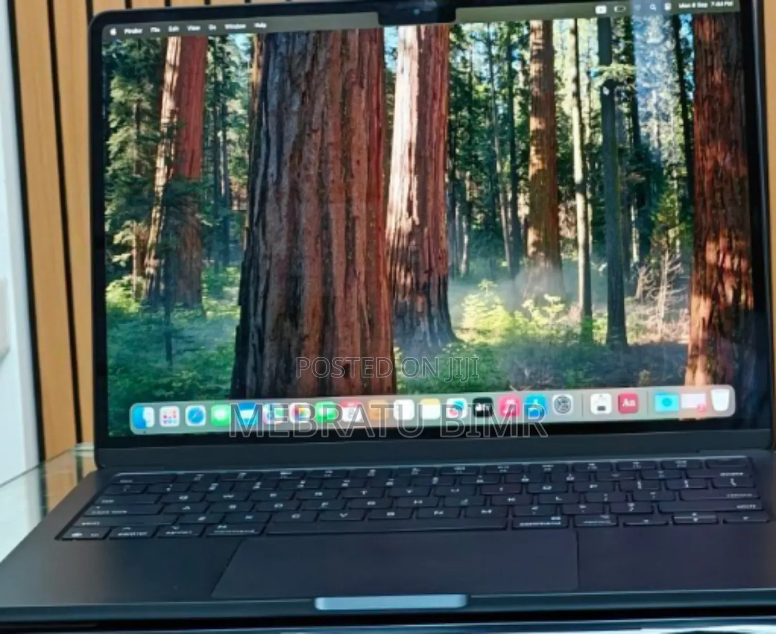 New Laptop Apple MacBook Air 2024 M3 13-inch 16GB Apple M3 SSD 256GB