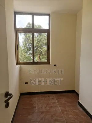 Furnished 2bdrm Apartment in ትልቅ ሰው, Kirkos for sale