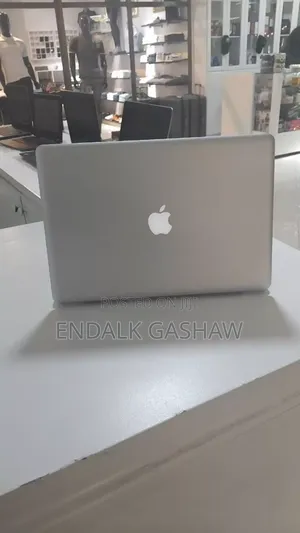 New Laptop Apple MacBook 2011 4GB Intel Core I7 SSD 512GB