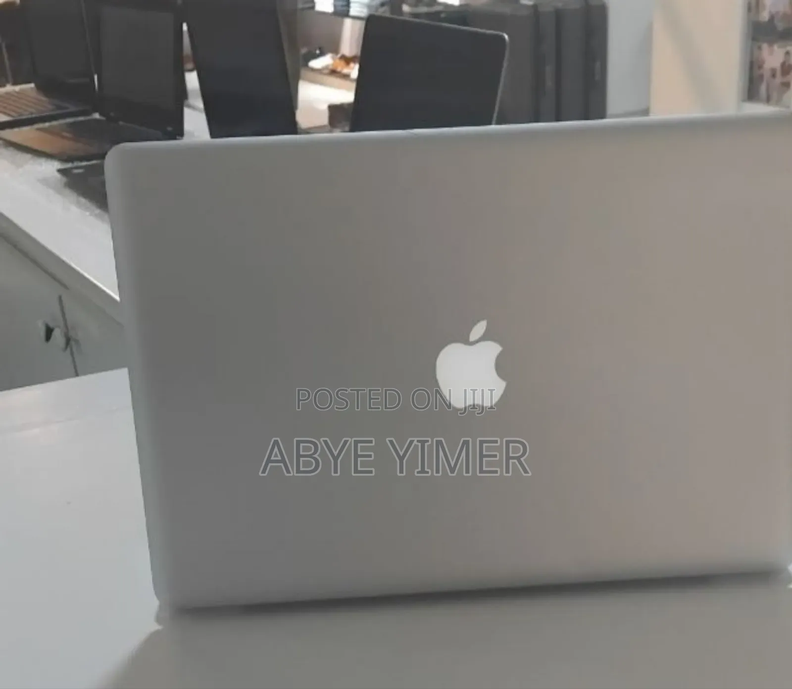 New Laptop Apple MacBook Pro 2011 4GB Intel Core I7 SSD 512GB