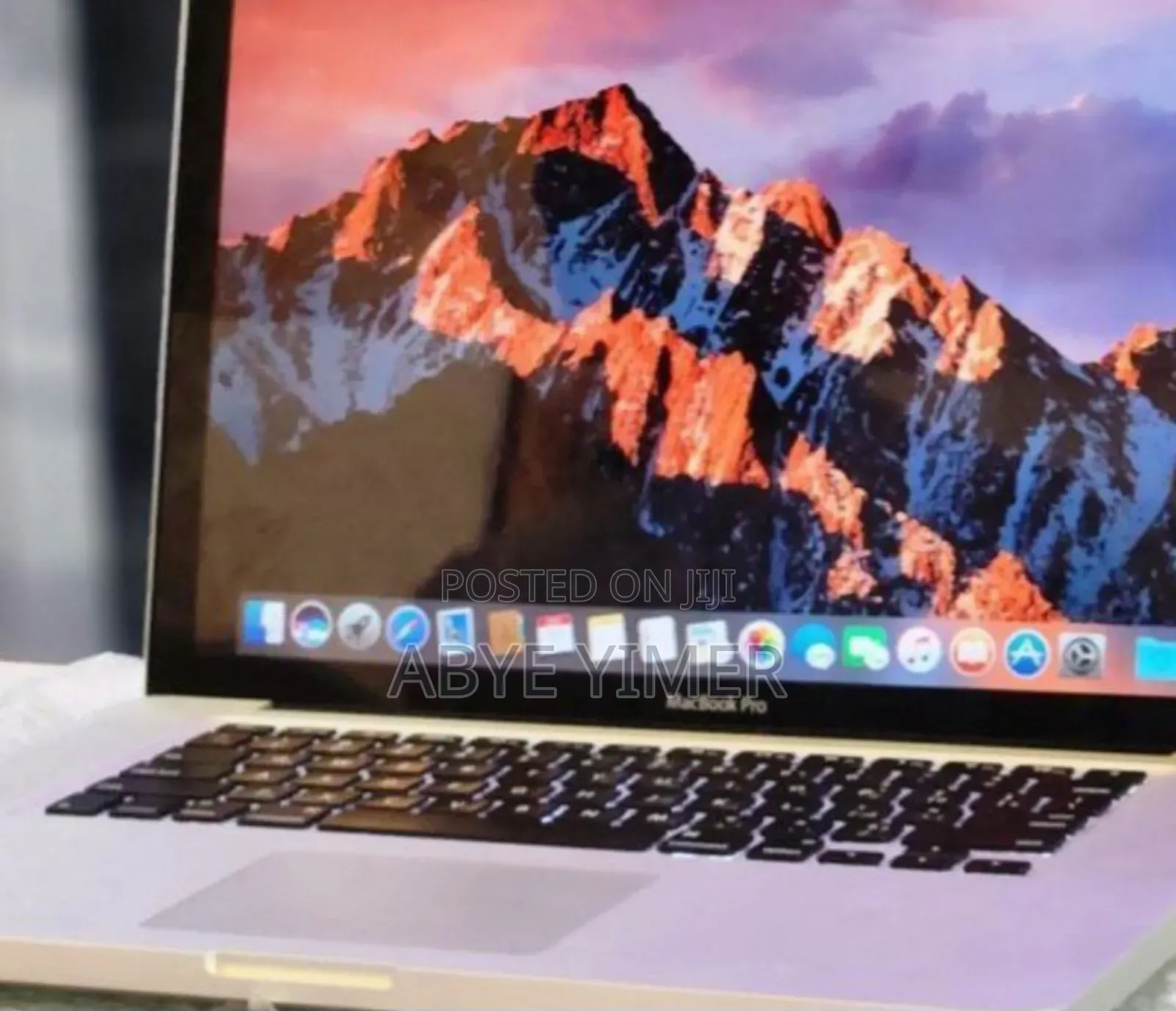 New Laptop Apple MacBook Pro 2011 4GB Intel Core I7 SSD 512GB