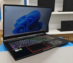 New Laptop Alienware M17x R2 16GB Intel Core I7 SSD 1T