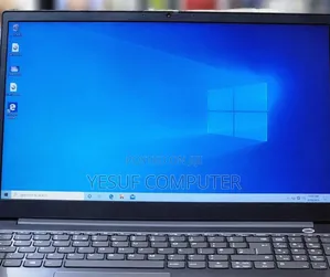 Photo - New Laptop Apple MacBook Pro 2017 16GB Intel Core I7 SSD 512GB