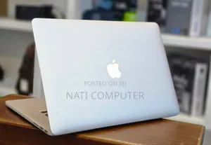 New Laptop Apple MacBook Pro 2017 16GB Intel Core I7 SSD 512GB