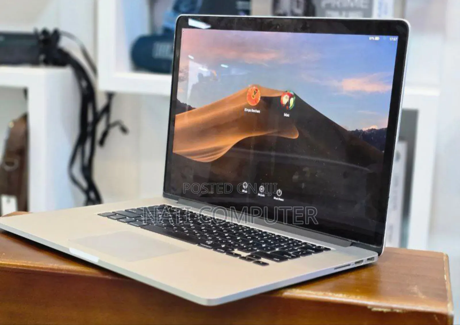 New Laptop Apple MacBook Pro 2017 16GB Intel Core I7 SSD 512GB