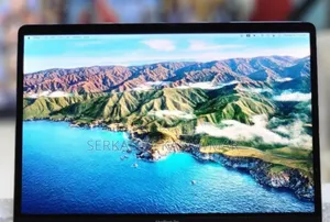 New Laptop Apple MacBook Pro 2017 16GB Intel Core I7 SSD 512GB