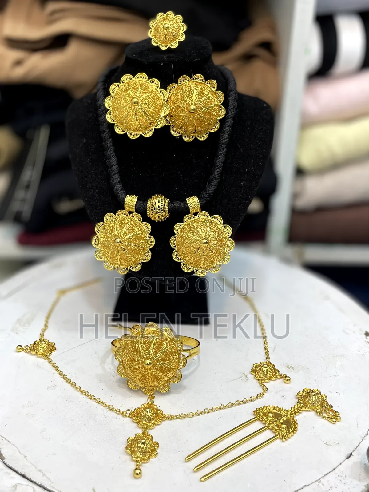 Jewelry Set/የአንገት ጌጥ