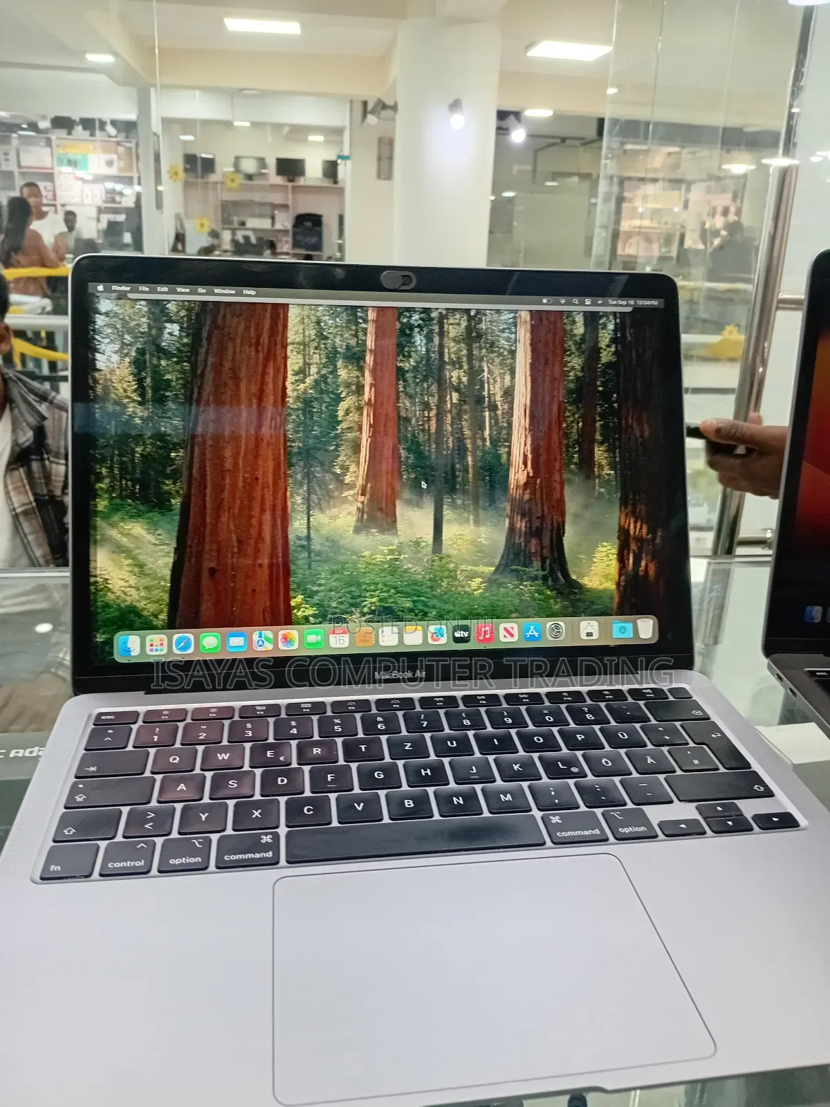 New Laptop Apple MacBook Air 2020 8GB Intel Core I5 SSD 256GB