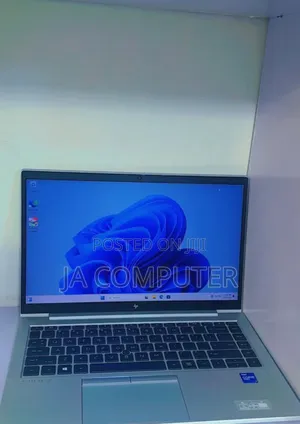 New Laptop HP EliteBook 840 G8 16GB Intel Core I7 SSD 512GB