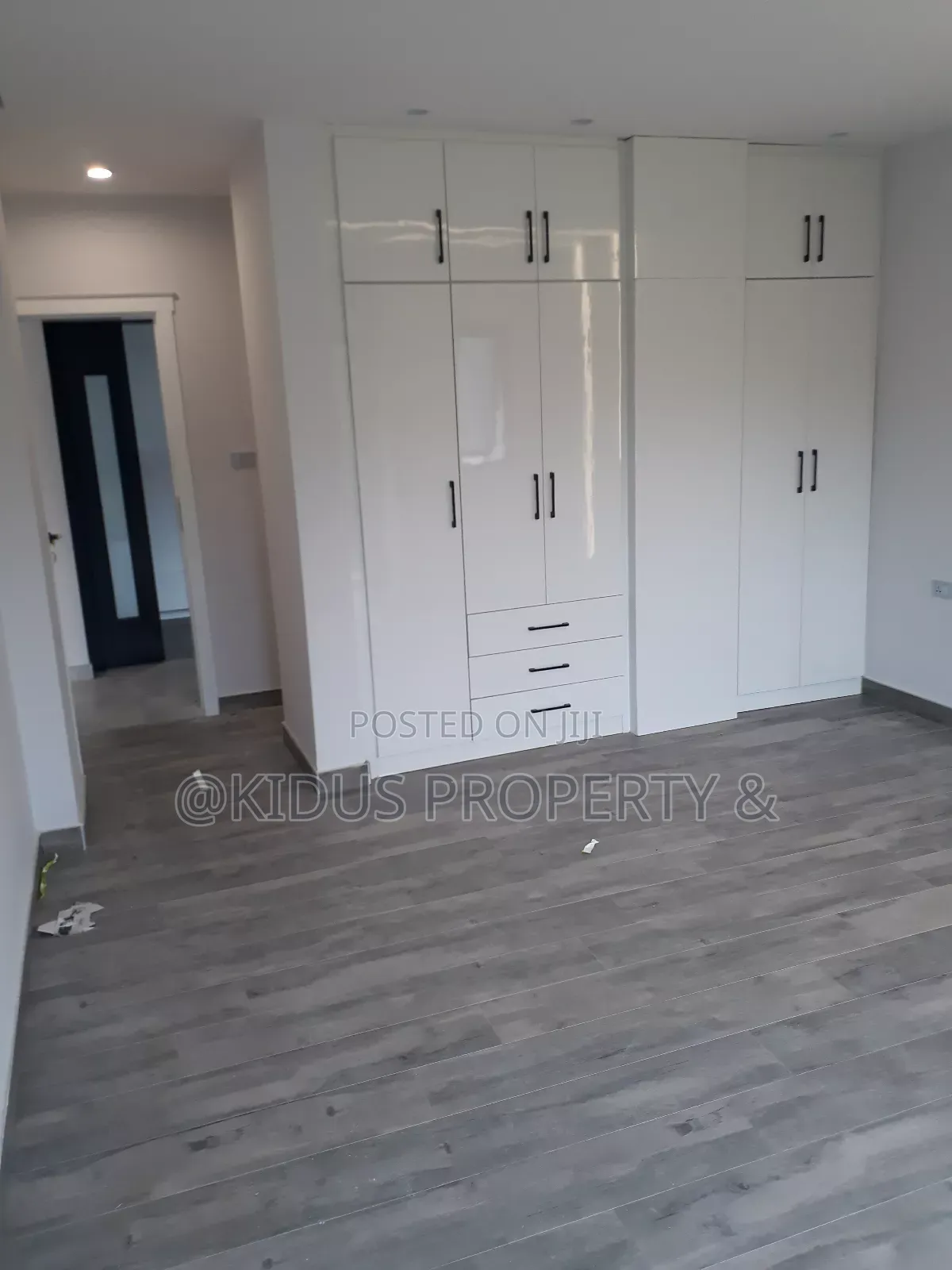 3bdrm Apartment in Lebu, Nifas Silk-Lafto for rent