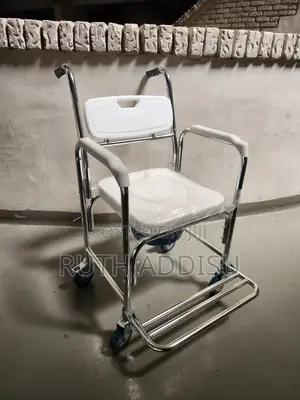 Commode Wheelchair丸及toilet Wheelchair奢華poty Medical Wheelchair New