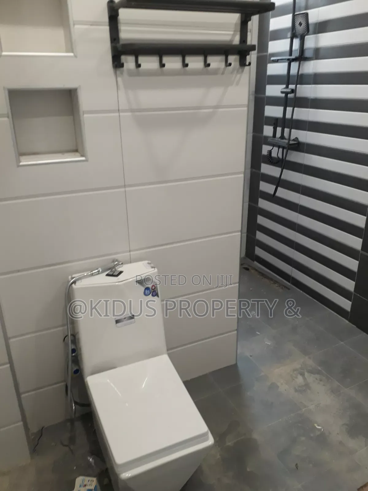 3bdrm Apartment in Lebu, Nifas Silk-Lafto for rent