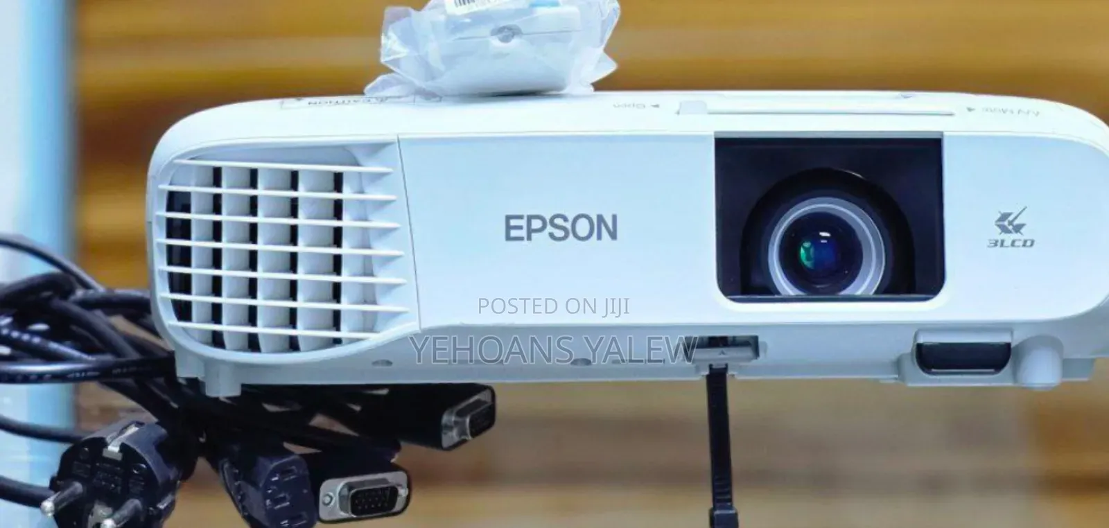 Brand New Epson Projector Has Remote Model Name: Eb-X39 Hardwar
